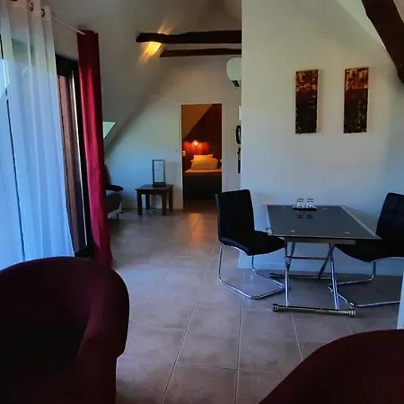 Appart-hotel Du Golf De Laguiole 酒店